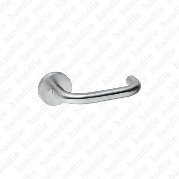 IN.00.016.B.R08M - Puxador Tubular - Inox