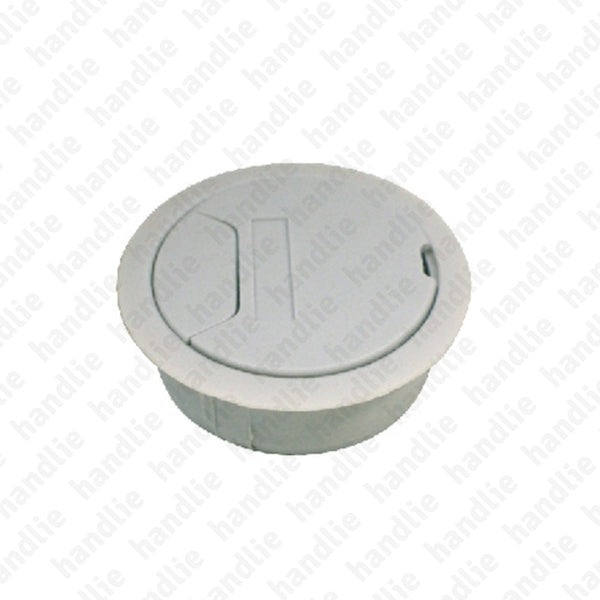 PC.363 - Passa cabos com tampa para mesas